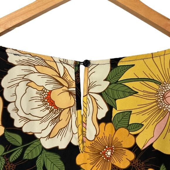 Forever21 Black Yellow Multi Long Sleeve Floral Short Romper Size 1X - Picture 8 of 12